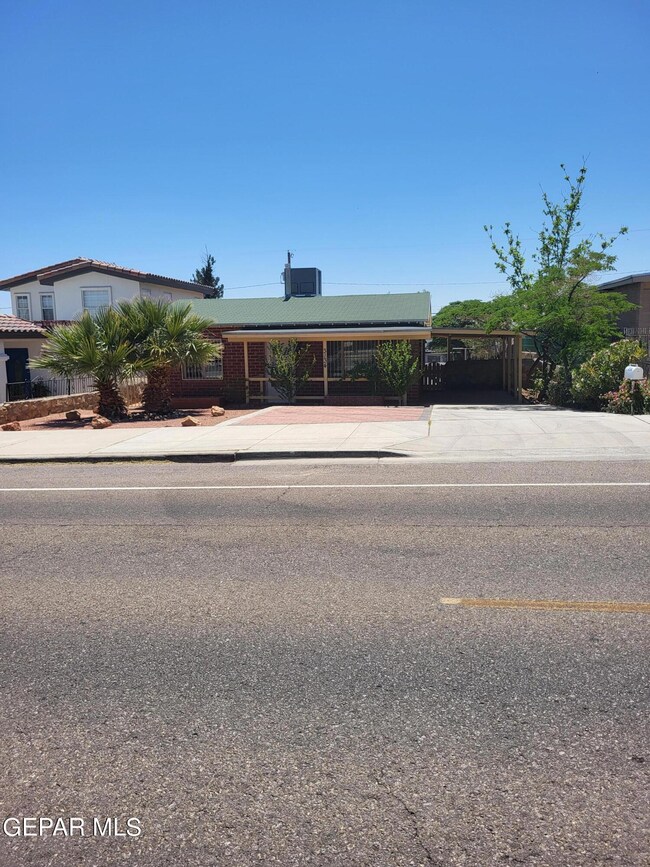 3134 Van Buren Ave, El Paso, TX 79930 - photo 2