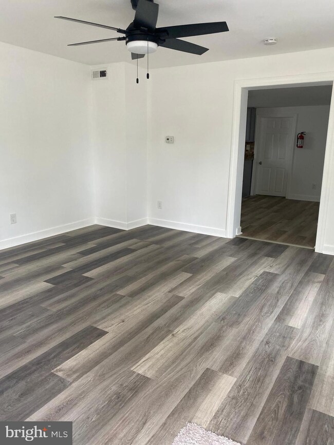 63 Spring Garden St, Riverside, NJ 08075 - photo 7