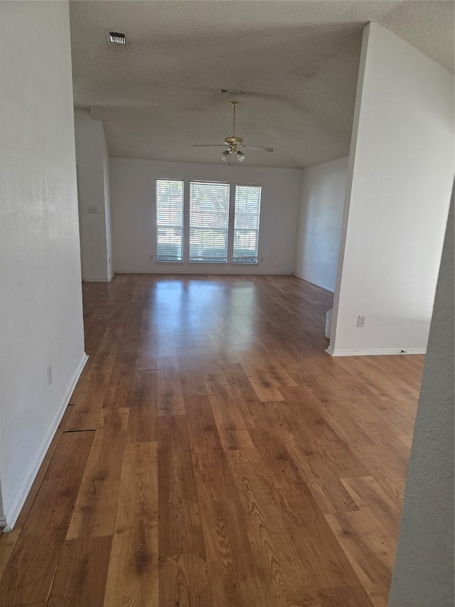 1148 Lake Bluff Dr, Little Elm, TX 75068 - photo 5