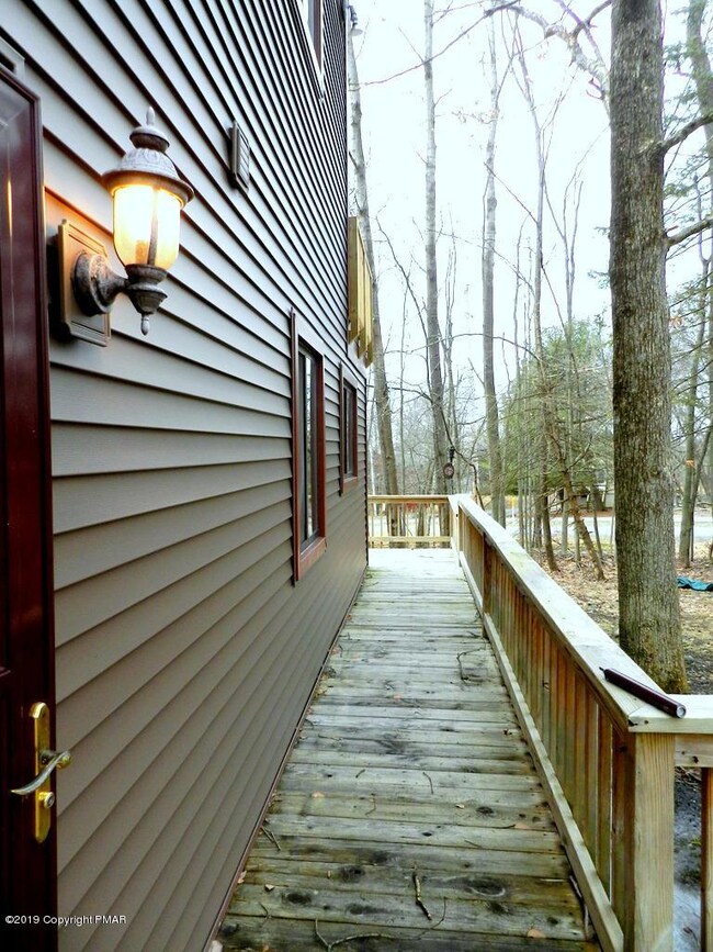 124 Pocono Blvd, Bushkill, PA 18324 - photo 5