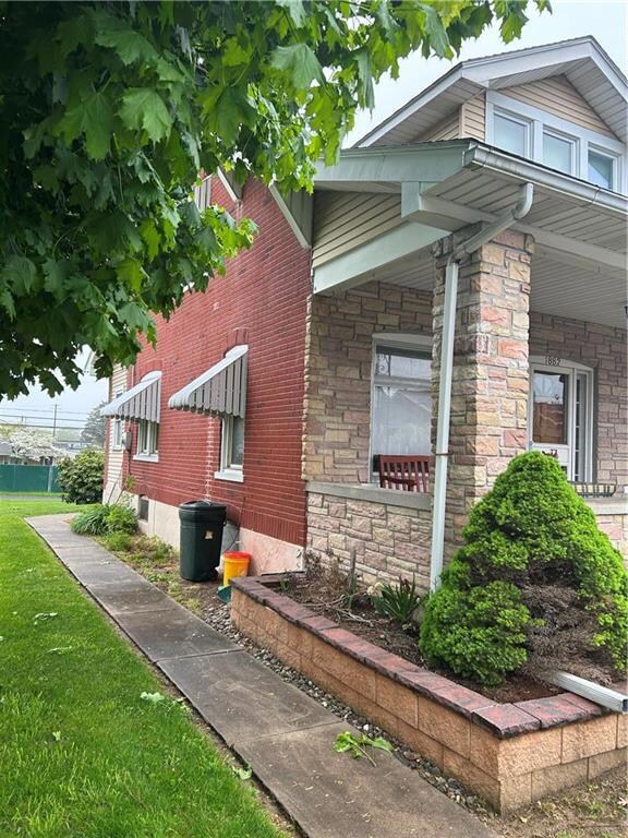1882 S 2nd St, Allentown, PA 18103 - photo 2