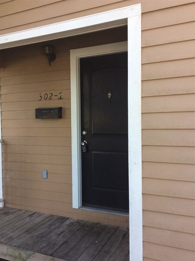 302 Mulcahy St unit 1, Rosenberg, TX 77471 - photo 3