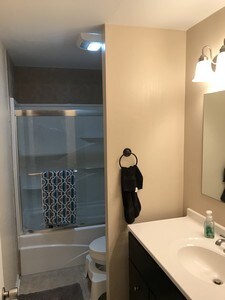 955 N Brainard St unit 57, Naperville, IL 60563 - photo 4