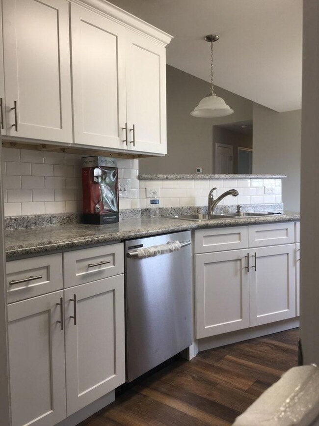 107 Lexington Cove, Shelbyville, TN 37160 - photo 4