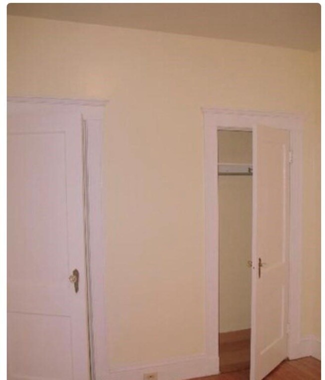 35 Claflin Rd unit 2, Brookline, MA 02445 - photo 6