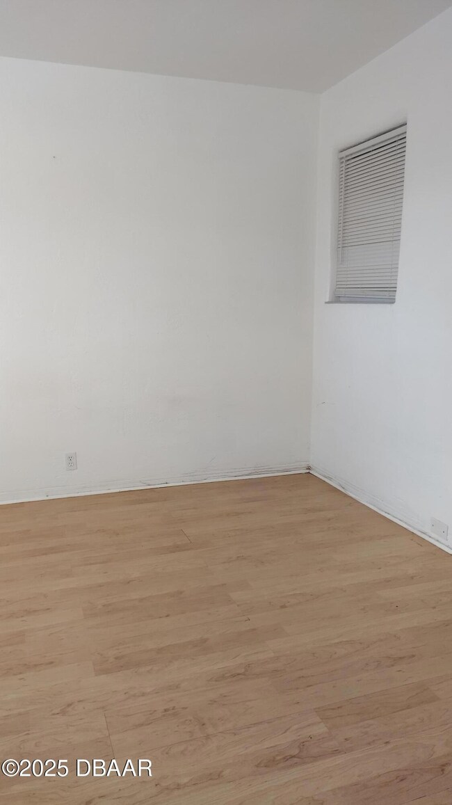 5018 S Ridgewood Ave unit 2, Port Orange, FL 32127 - photo 3