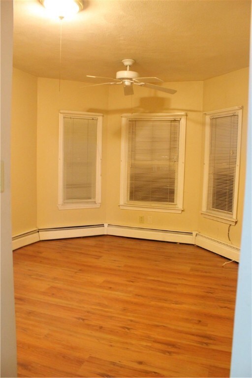 125 Auburn St, Cranston, RI 02910 - photo 5