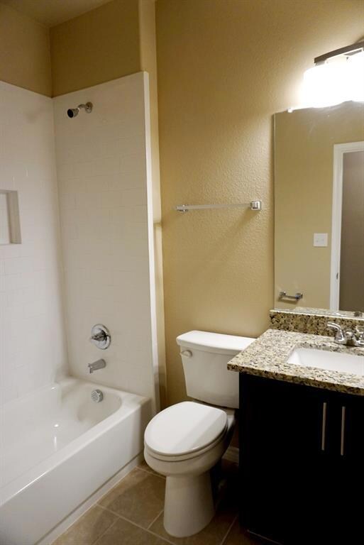 622 E 8th St, Bonham, TX 75418 - photo 6