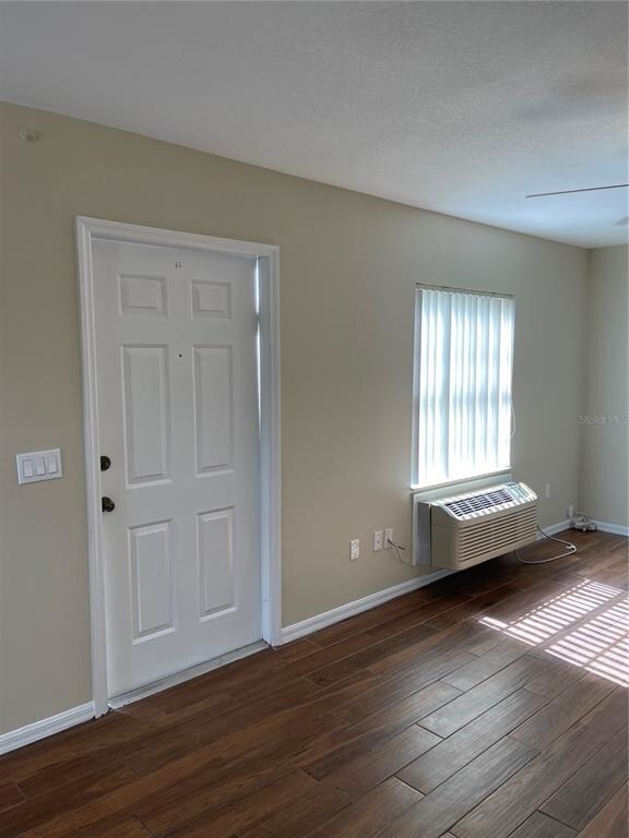 922 Orchid Dr unit 922, Davenport, FL 33837 - photo 2