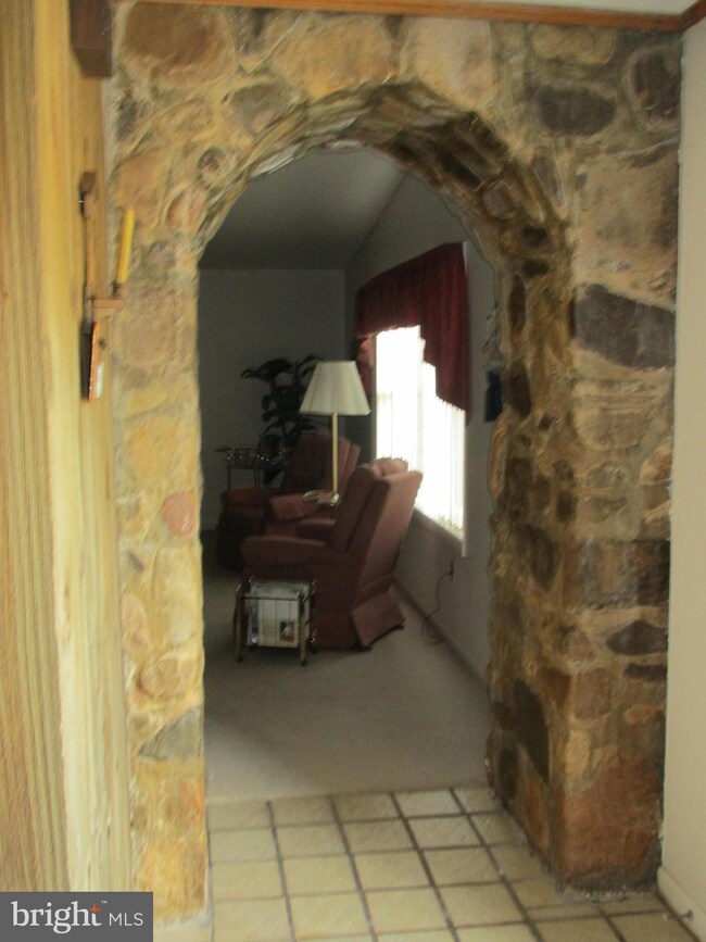 2146 S Lakeshore Dr, Louisa, VA 23093 - photo 3