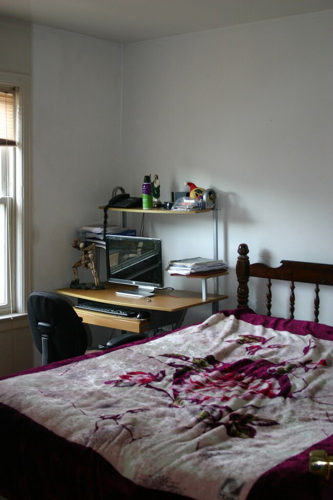 1774 Stockton Ave, Des Plaines, IL 60018 - photo 2