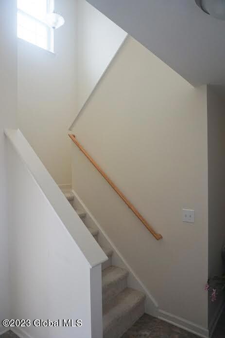 12 Governor Cir, Albany, NY 12208 - photo 4