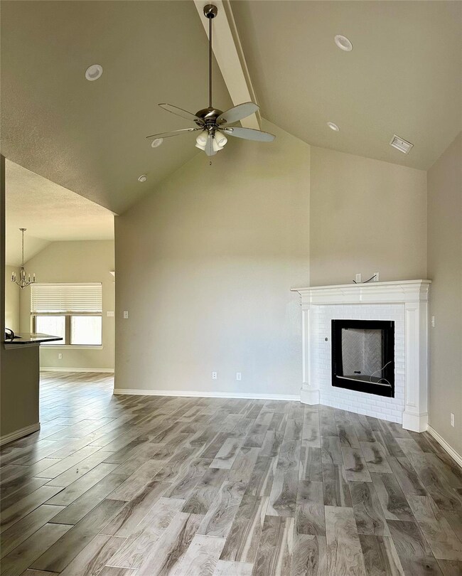 3300 White Horse Dr, Granbury, TX 76049 - photo 2