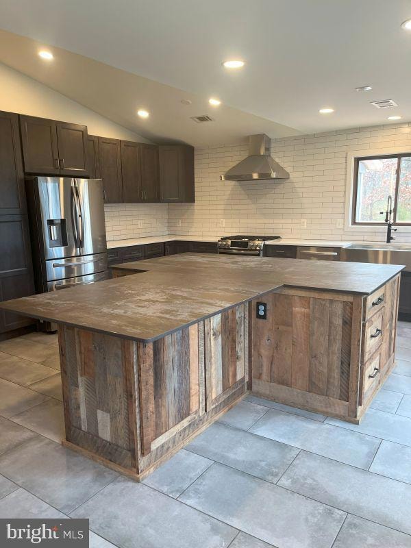 10401 Pearl St, Fairfax, VA 22032 - photo 3