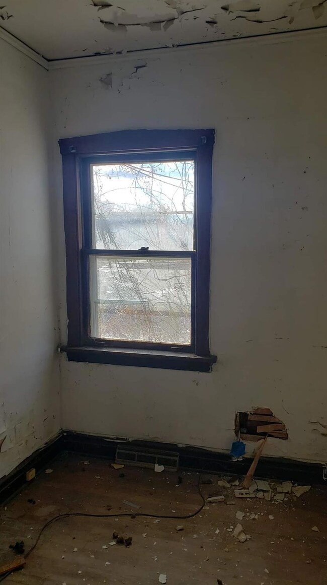 4524 Massachusetts St, Gary, IN 46409 - photo 6