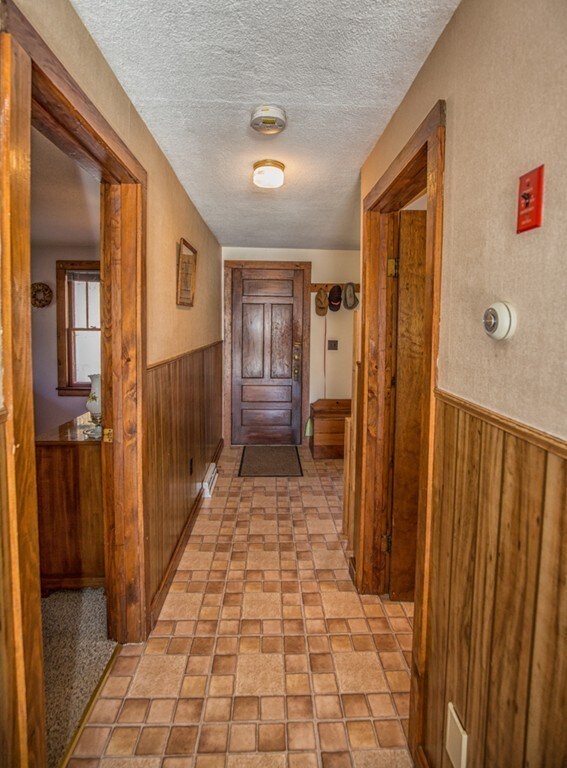 65 Lakeside Dr, Monson, MA 01057 - photo 4