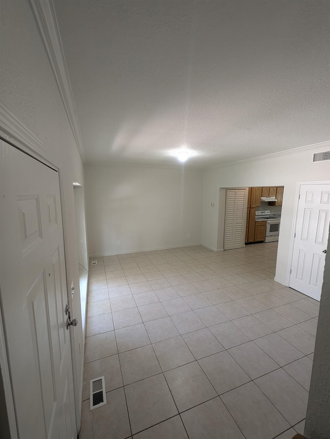 114 Cedar St unit 2, St. Augustine, FL 32084 - photo 2