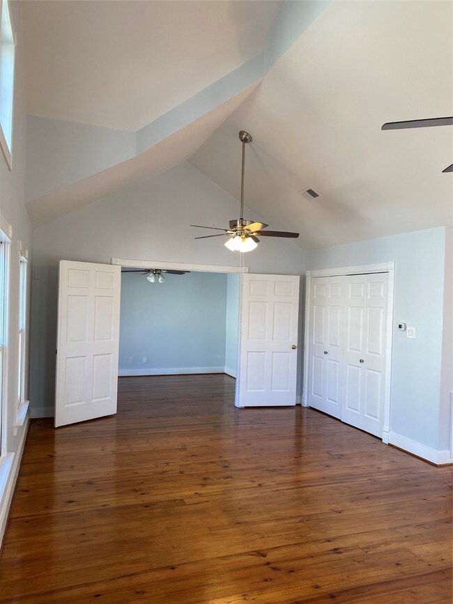 Alternate view of the living room toward the bedro