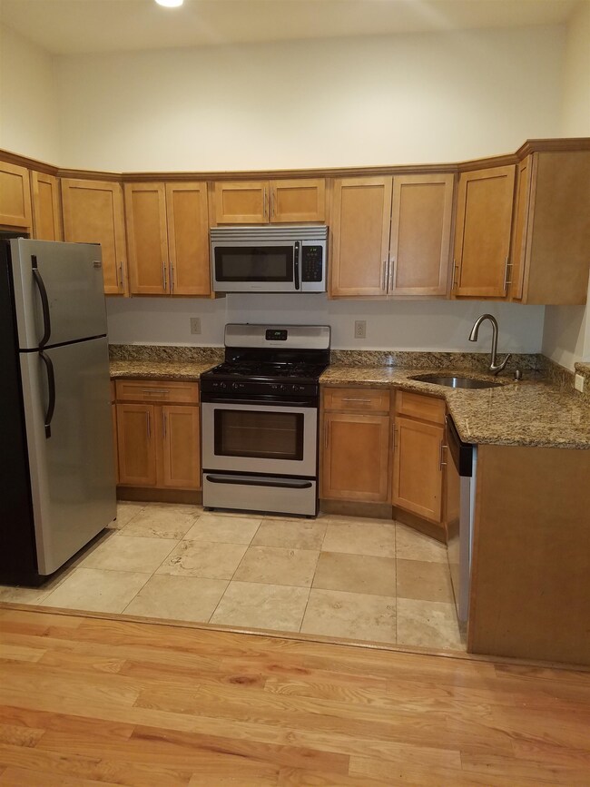 123 43rd St unit 5, Union City, NJ 07087 - photo 3