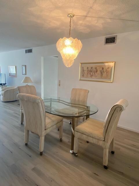 3098 Yarmouth E, Boca Raton, FL 33434 - photo 7