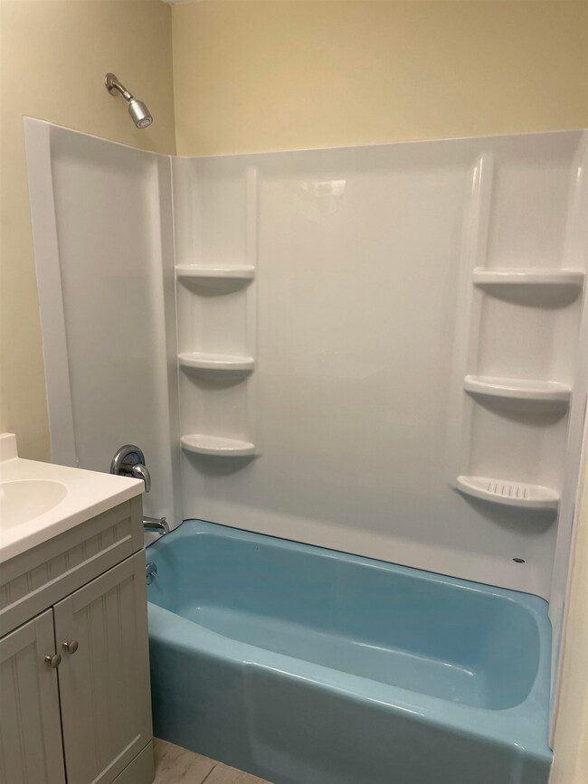 81 Fisherville Rd unit 7, Concord, NH 03303 - photo 6