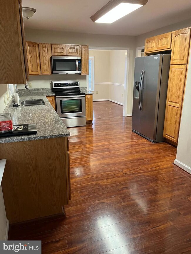 10 Grove Creek Cir, Smithsburg, MD 21783 - photo 2