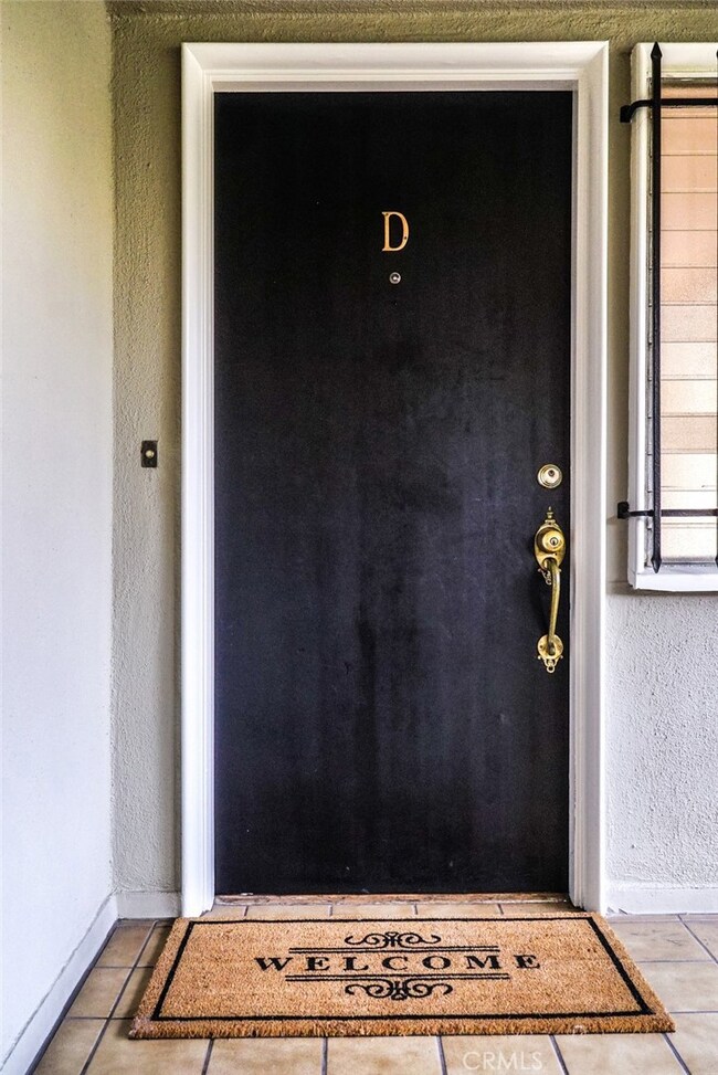 938 S Orange Grove Blvd unit D, Pasadena, CA 91105 - photo 6