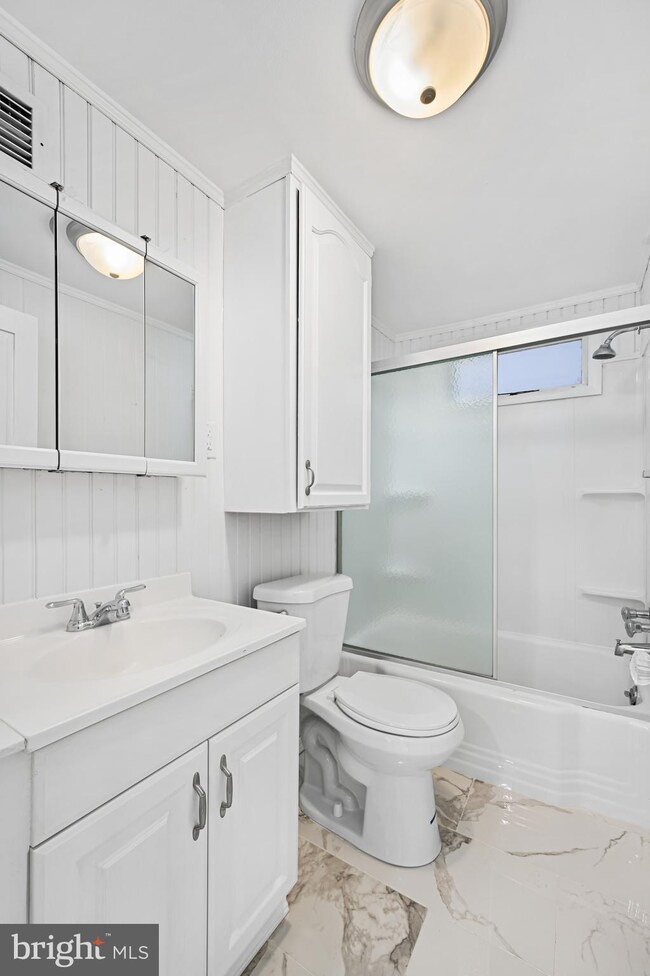 223 Kings Hwy E unit 3RD FLR, Haddonfield, NJ 08033 - photo 4