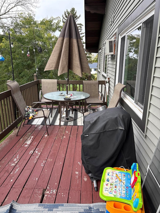 N5625 Riverside Dr unit 12, Shawano, WI 54166 - photo 3