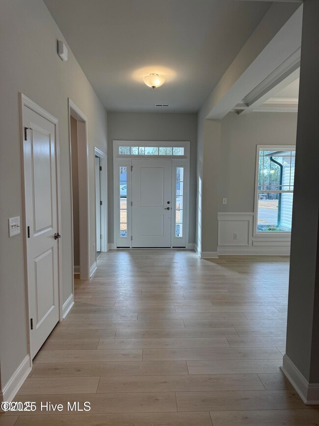 Representation Photo