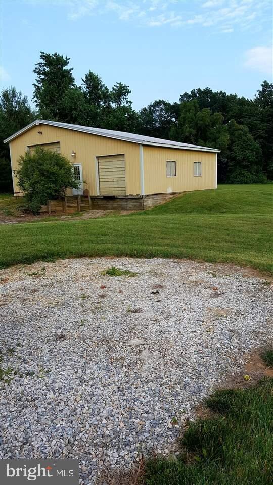 2828 Plank Rd, Stewartstown, PA 17363 - photo 7