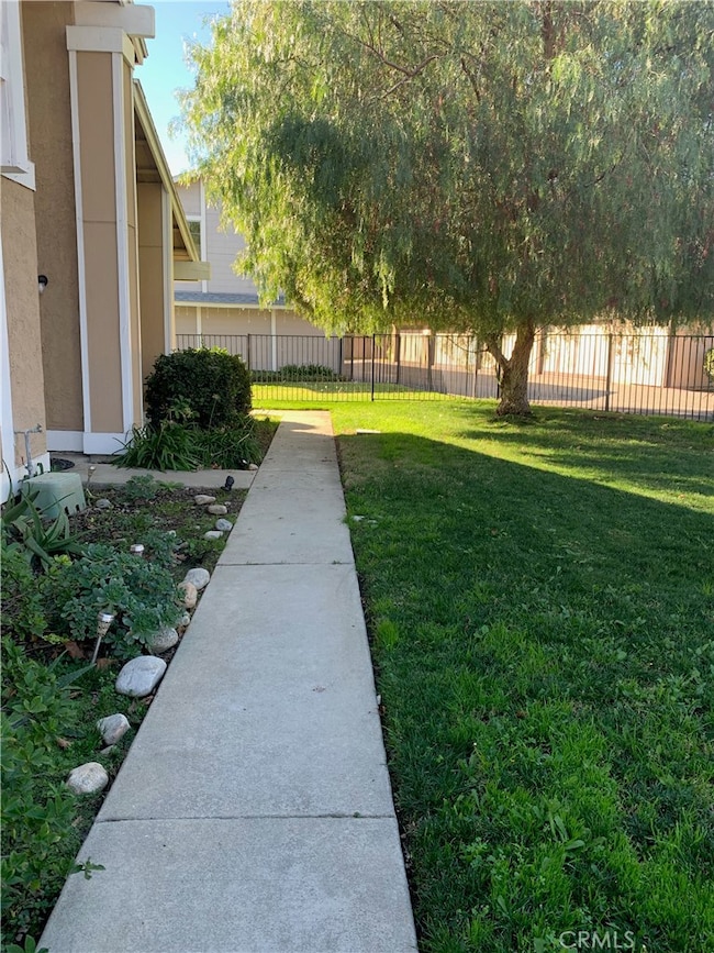 101 Wiseman Way unit c, Upland, CA 91786 - photo 2