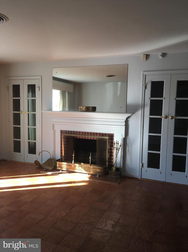 1138 Mchenry Dr, Glen Burnie, MD 21061 - photo 2