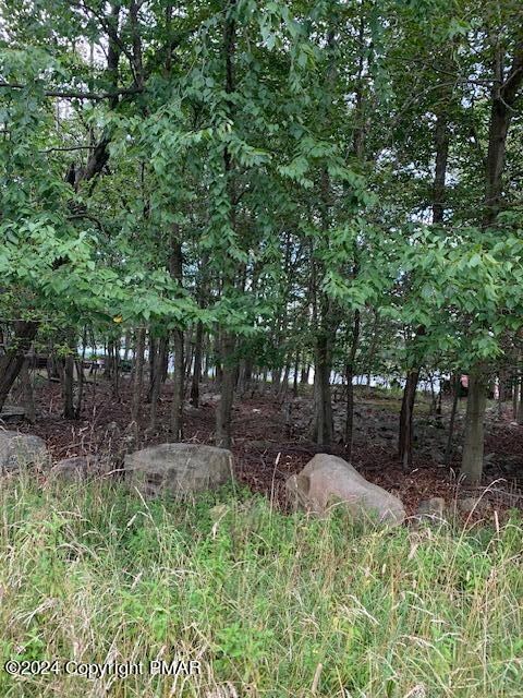 220 Boardwalk Dr (Lakefront), Tobyhanna, PA 18466 - photo 2