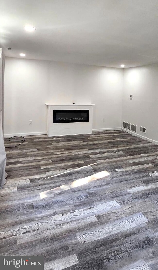 736 Myrtle Ave, Lindenwold, NJ 08021 - photo 3