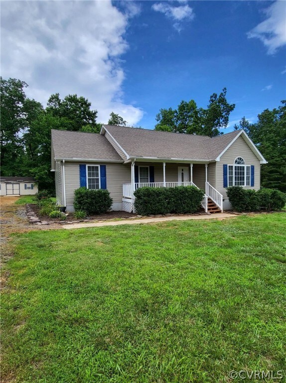 26183 Stonesiffer Ln, Unionville, VA 22567 - photo 2