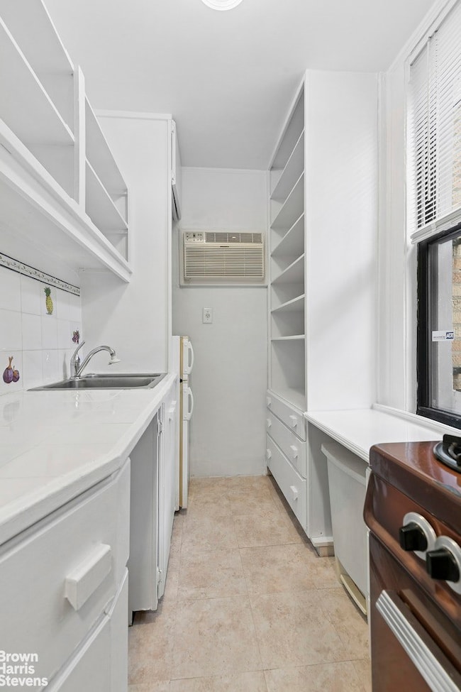 140 E 95th St unit 1E, New York, NY 10128 - photo 5