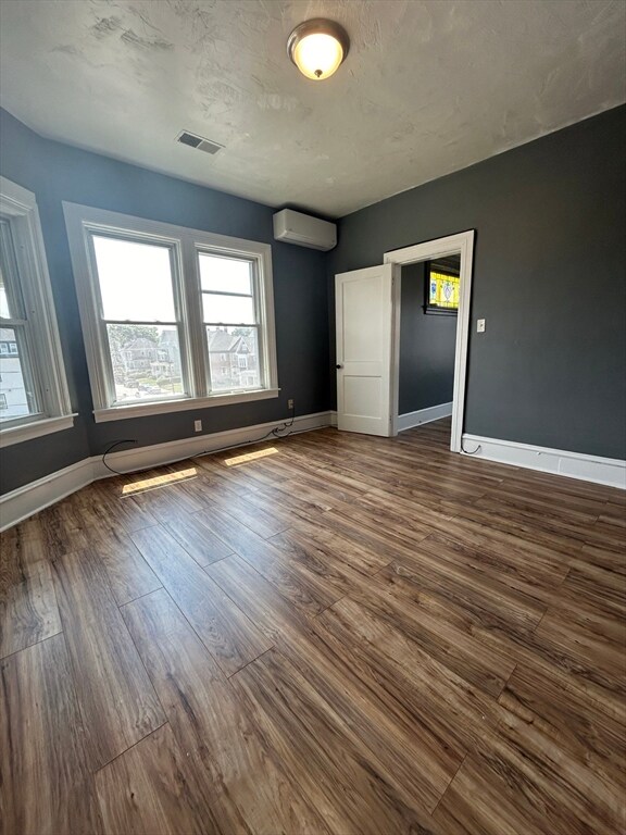 353 Madison St unit 3, Fall River, MA 02720 - photo 2