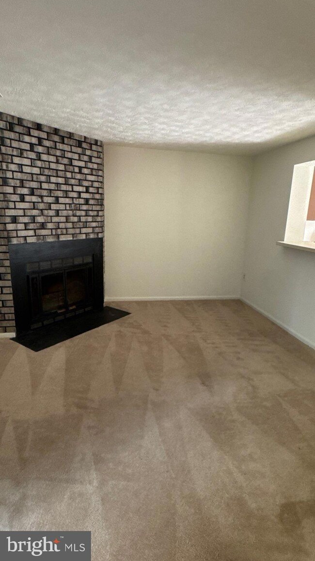 9538 Quarry Bridge Ct, Columbia, MD 21046 - photo 7