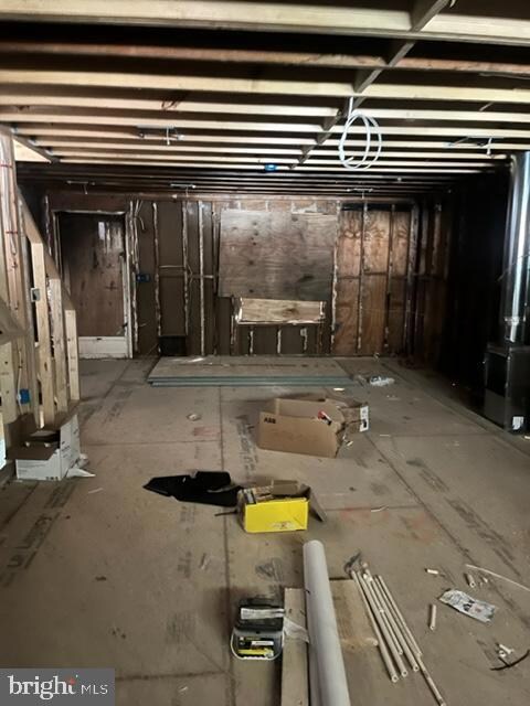 1010 Foxridge Ln, Essex, MD 21221 - photo 5