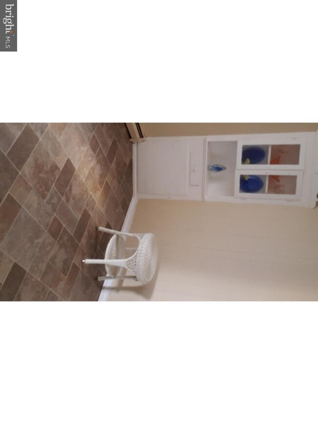 39 N Keystone Ave, Upper Darby, PA 19082 - photo 7