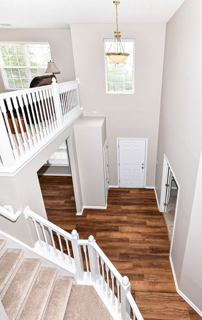 12042 Cowboys Ct, Fishers, IN 46037 - photo 2