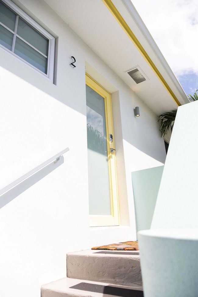 210 Ocean Breeze St unit 2, Lake Worth, FL 33460 - photo 3