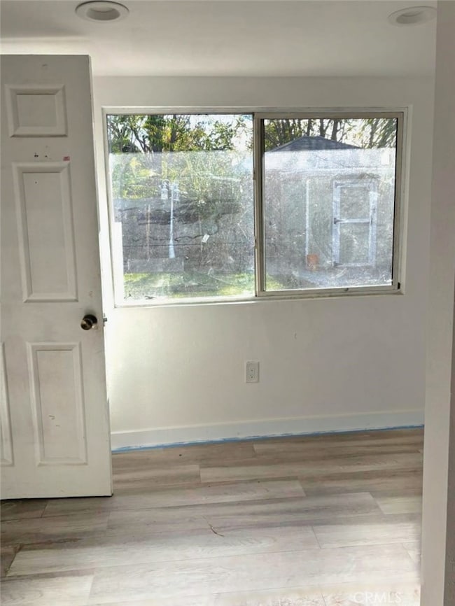 8854 Dorrington Ave, Los Angeles, CA 91331 - photo 4