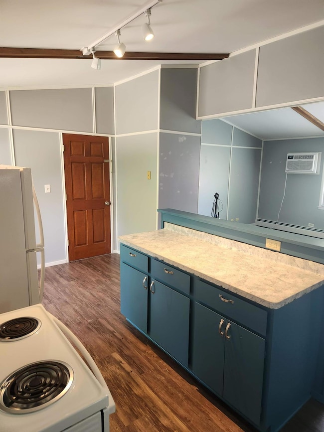 255 6th Ave NE unit 2, Hutchinson, MN 55350 - photo 3