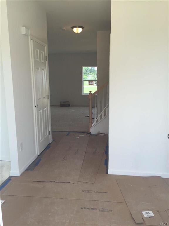 2632 English Ivy Rd unit 215, Nazareth, PA 18064 - photo 2