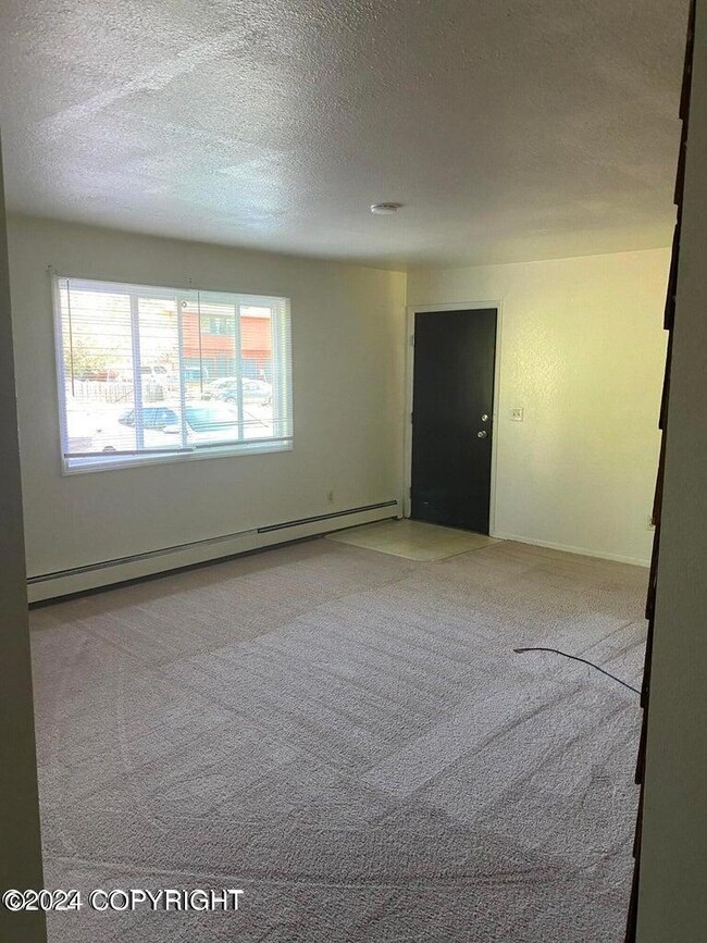 20220408175716427727000000-o