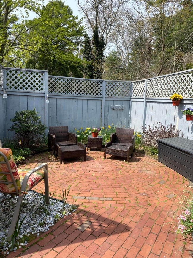 3040 Falmouth Rd unit J2, Osterville, MA 02655 - photo 2