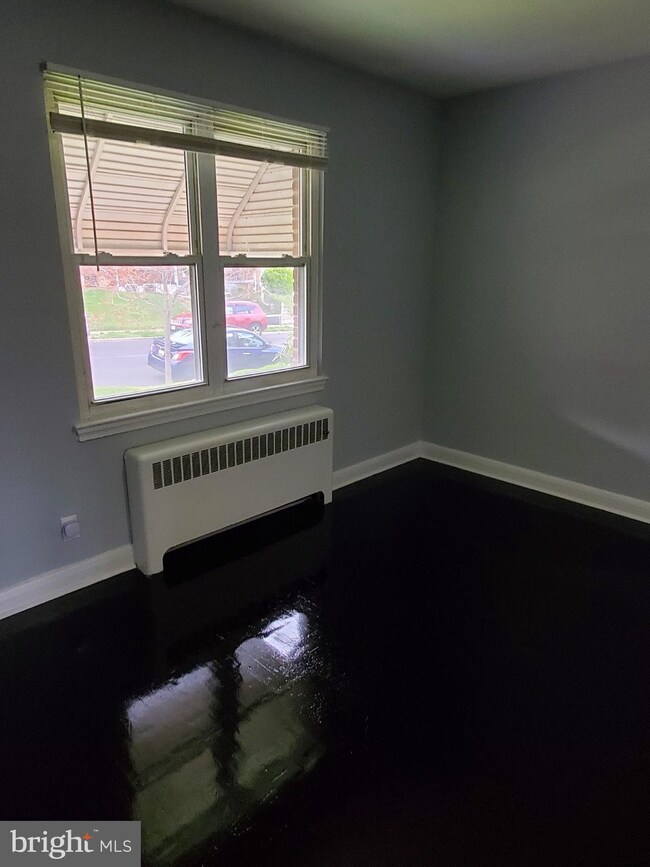 1423 N Decker Ave unit 1, Baltimore, MD 21213 - photo 4