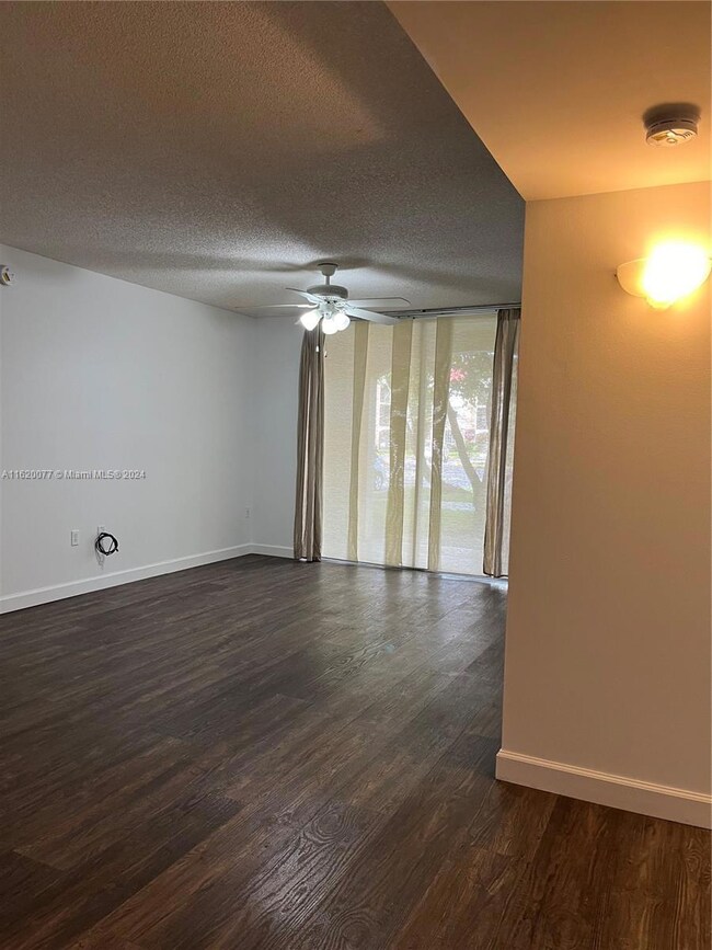 2011 Renaissance Blvd unit 105, Miramar, FL 33025 - photo 5